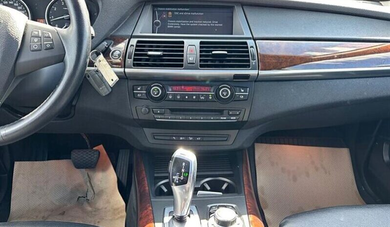 
								2011 BMW X5 xDrive50i full									