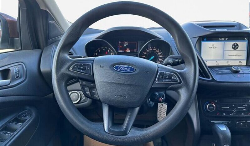 
								2017 Ford Escape SE full									