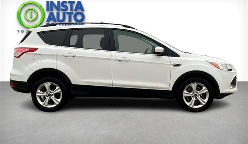 
								2015 Ford Escape SE full									