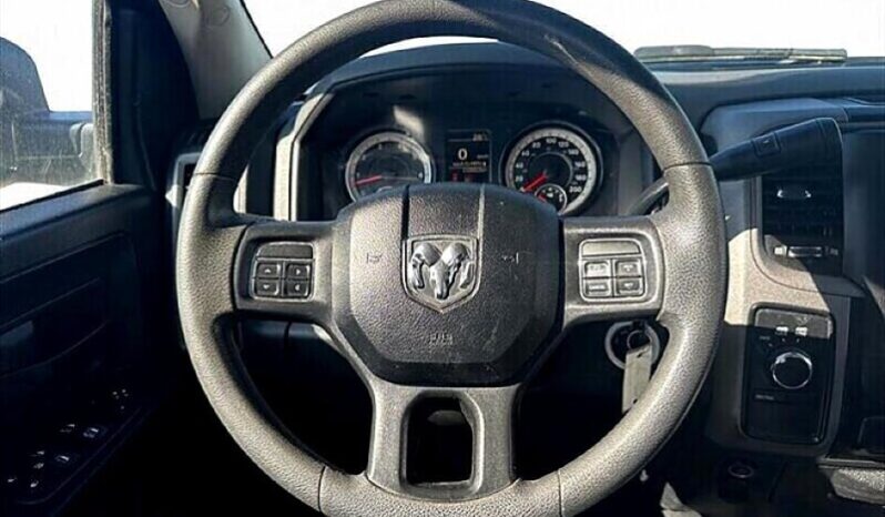 
								2018 RAM 1500 ST full									