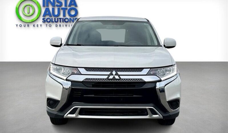
								2019 Mitsubishi Outlander ES full									