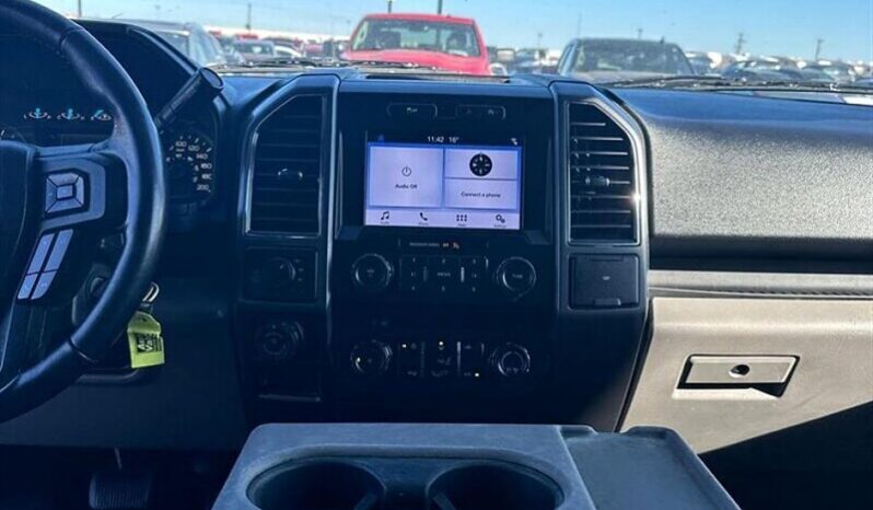 
								2019 Ford F-150 XLT full									