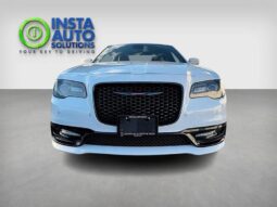 
										2022 Chrysler 300 Series S full									