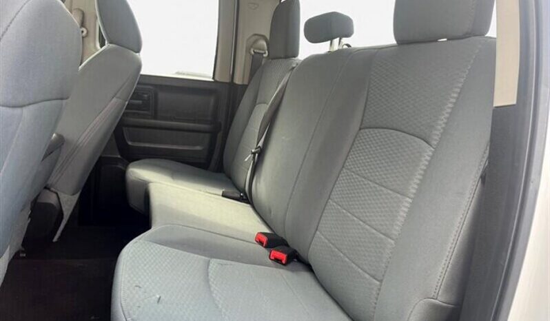 
								2019 RAM 1500 Classic ST full									
