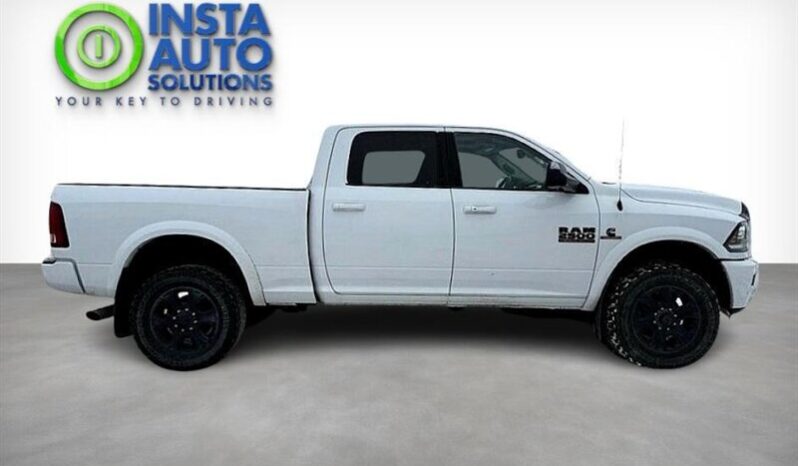 
								2017 RAM 2500 Laramie full									