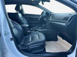 
										2018 Hyundai ELANTRA Limited full									