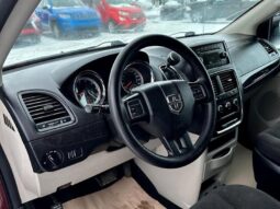 
										2018 Dodge Grand Caravan SE full									