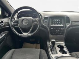 
										2018 Jeep Grand Cherokee Laredo full									