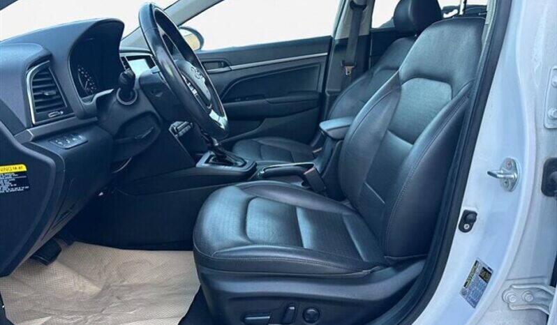 
								2018 Hyundai ELANTRA Limited full									