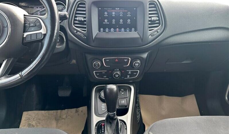 
								2019 Jeep Compass Sport full									