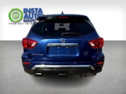 
										2019 Nissan Pathfinder SV full									