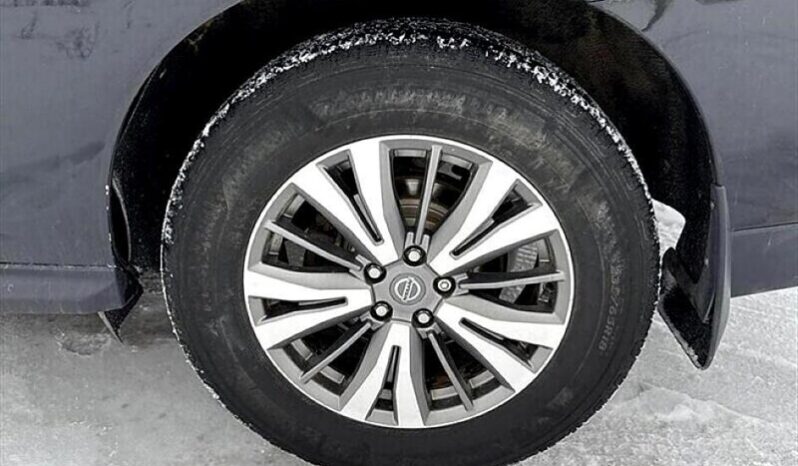 
								2020 Nissan Pathfinder S full									