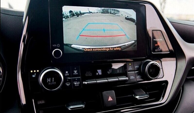 
								2023 Toyota Highlander LE full									