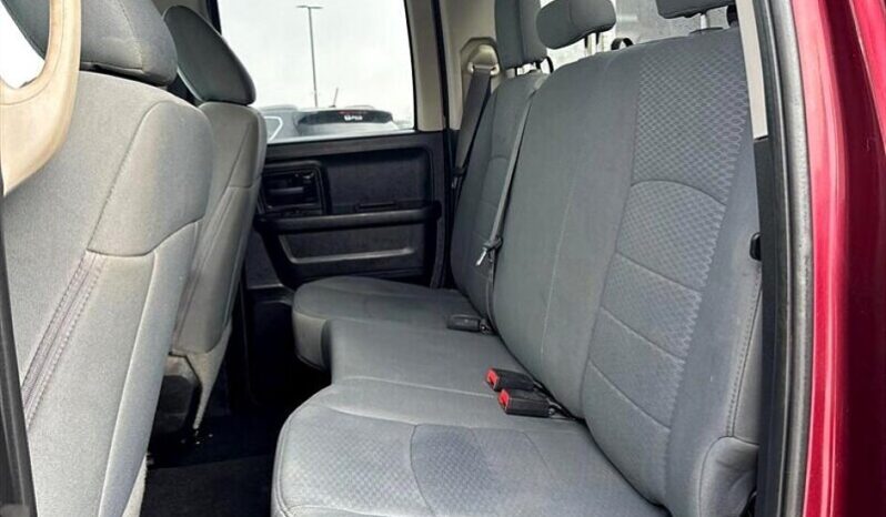 
								2019 RAM 1500 Classic ST full									