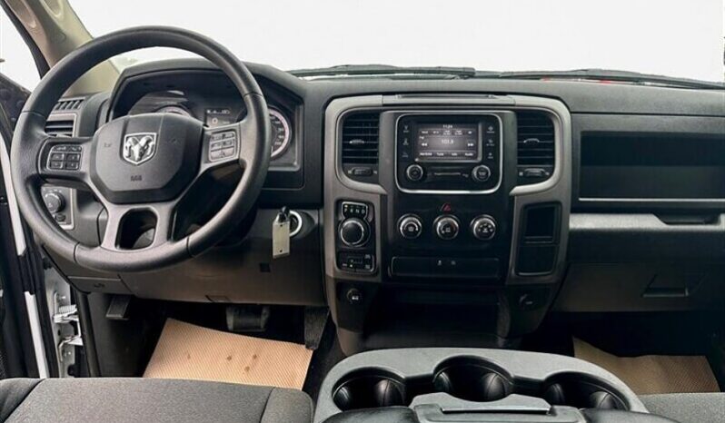 
								2021 RAM 1500 Classic Tradesman full									