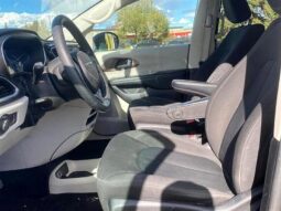 
										2021 Chrysler Grand Caravan SE full									