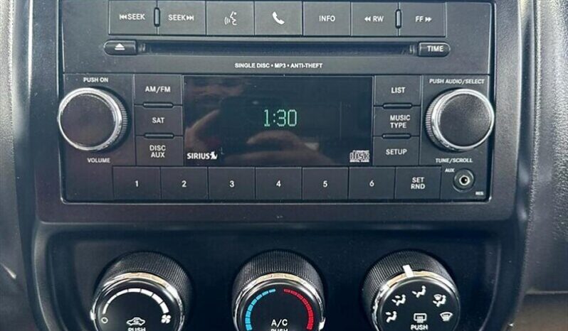 
								2016 Jeep Patriot High Altitude full									