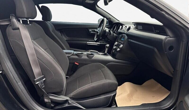 
								2016 Ford Mustang V6 full									