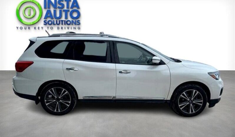 
								2018 Nissan Pathfinder Platinum full									
