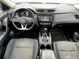 
										2018 Nissan Rogue SV full									
