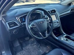 
										2017 Ford Fusion SE full									