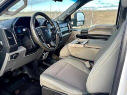 
										2019 Ford F-350 XL full									