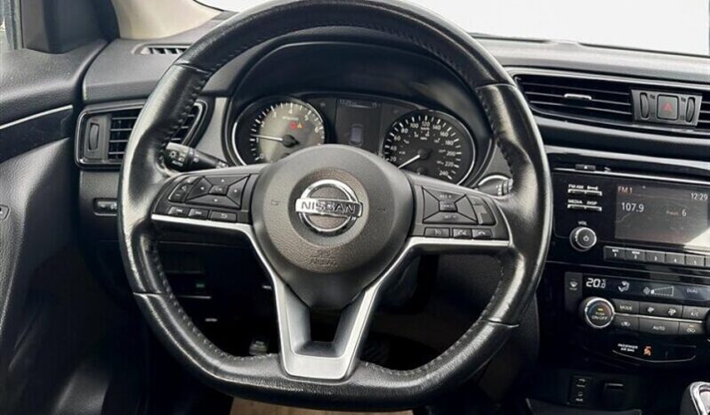 
								2018 Nissan Qashqai SV full									