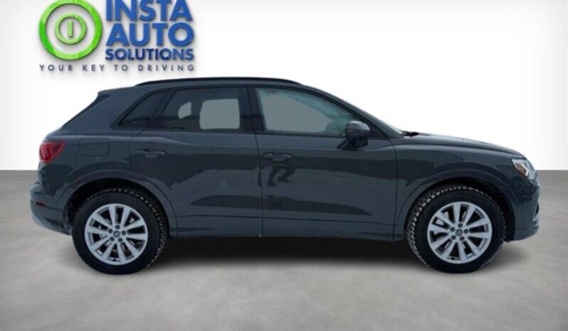 
								2020 Audi Q3 quattro Premium 40 TFSI full									