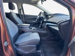 
										2017 Ford Escape SE full									
