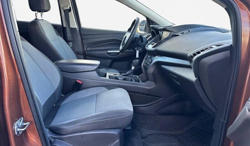 
								2017 Ford Escape SE full									