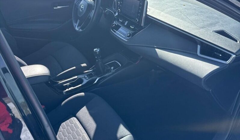 
								2020 Toyota Corolla Hatchback SE full									