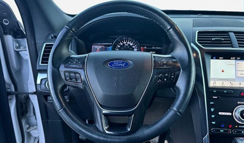 
								2019 Ford Explorer Limited full									