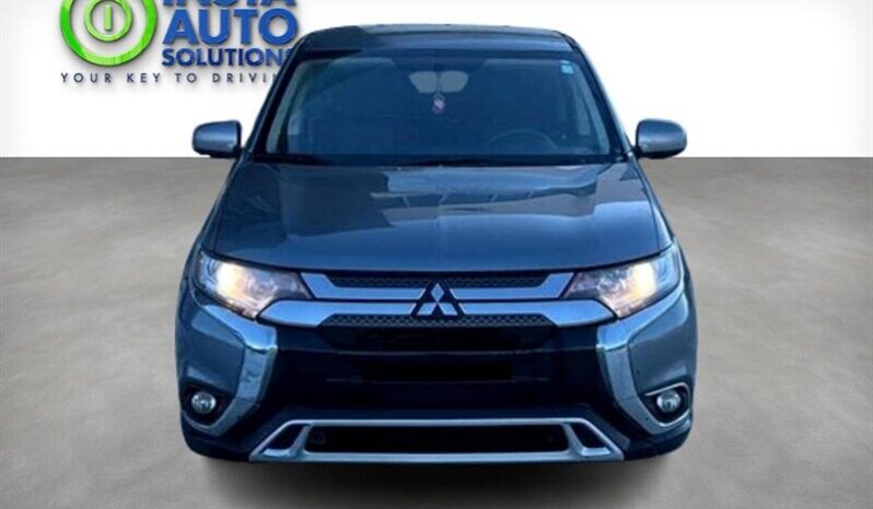 
								2020 Mitsubishi Outlander ES full									