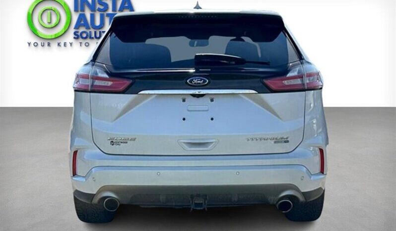 
								2019 Ford Edge Titanium full									