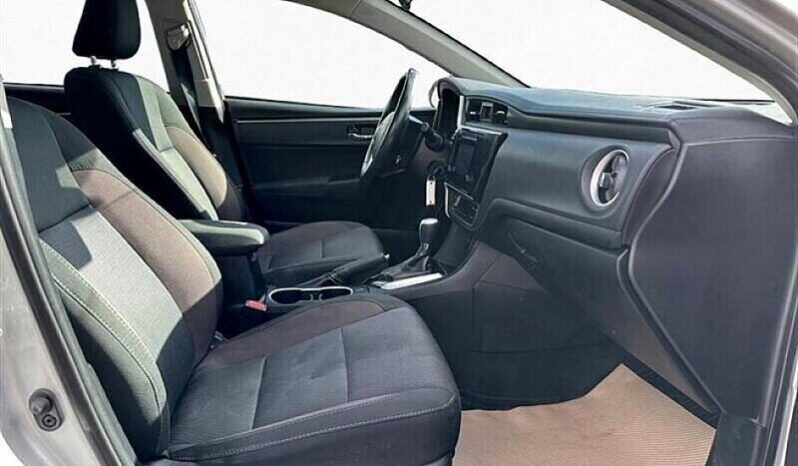 
								2018 Toyota Corolla LE full									