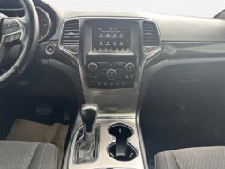 
										2018 Jeep Grand Cherokee Laredo full									