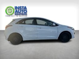 
										2017 Hyundai Elantra L full									