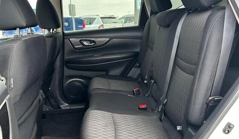
								2019 Nissan Rogue SV full									
