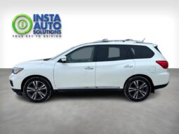
										2018 Nissan Pathfinder Platinum full									
