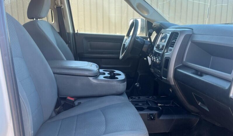 
								2017 RAM 3500 ST Dually Diesel full									
