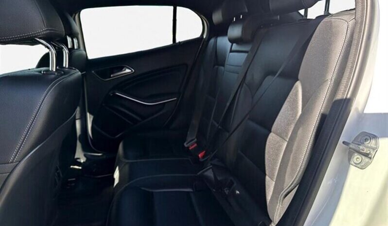 
								2019 Mercedes-Benz GLA-Class GLA 250 4MATIC full									
