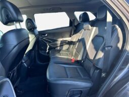 
										2017 Hyundai Santa Fe Limited full									