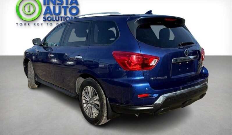 
								2019 Nissan Pathfinder SV full									