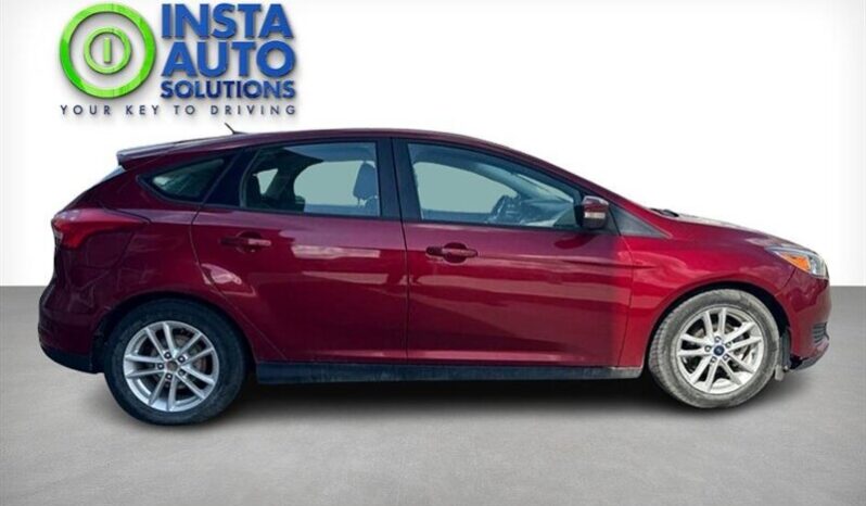 
								2017 Ford Focus SE full									