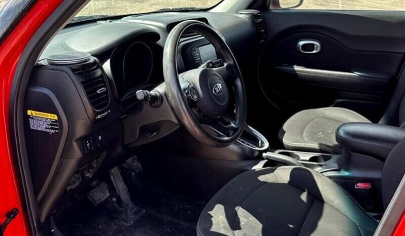 
								2019 Kia Soul LX full									