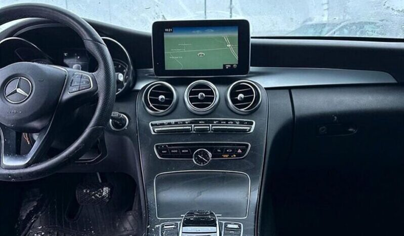 
								2018 Mercedes-Benz C-Class C 300 4MATIC full									