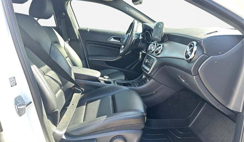 
								2019 Mercedes-Benz GLA-Class GLA 250 4MATIC full									