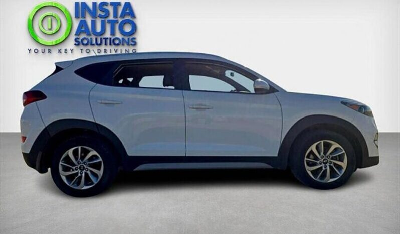
								2017 Hyundai TUCSON 2.0L Premium full									