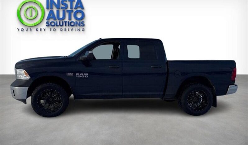 
								2017 RAM 1500 ST full									