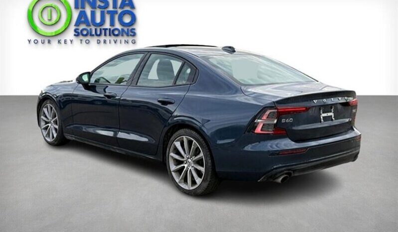 
								2020 Volvo S60 T6 Momentum full									